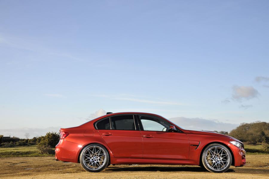  BMW M3 Competition Package 2016 года  (UK) (фото 16 из 25)